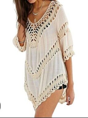 Beach Cover beige crocheted look size L very unusual looking different e…